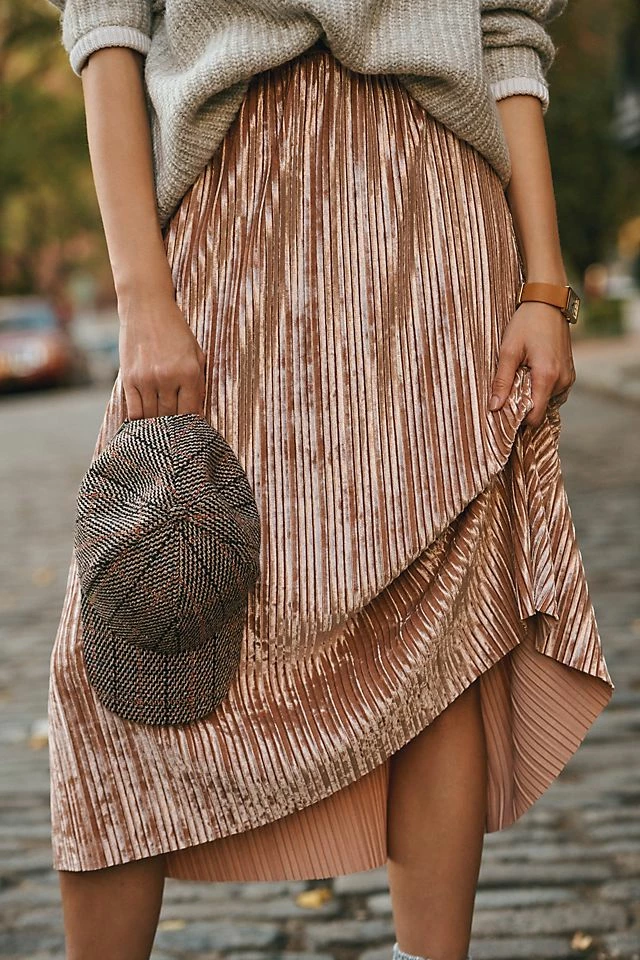 Wholesale ๐งจ Beyond Yoga Uptown Velvet ๐ Skirt GOLD ๐ 2 Wholesale ๐งจ Beyond Yoga Uptown Velvet ๐ Skirt GOLD ๐ - Image 2