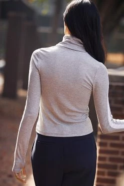 Best Pirce 👍 Splits59 Jackson Ribbed Turtleneck Top LIGHT GREY 🌟 -Sweaty Betty Shop unnamed file 137