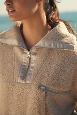 Best reviews of ???? Varley Daniel Fleece Sweater TAUPE ???? -Sweaty Betty Shop unnamed file 156