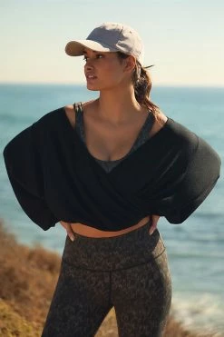 Top 10 ⌛ Beyond Yoga Wrapped Up Pullover Sweater BLACK ???? -Sweaty Betty Shop unnamed file 169