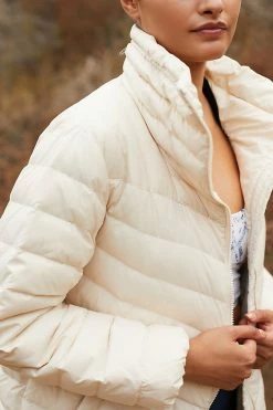 Best Sale ???? Varley Porter Lightweight Down Jacket OYSTER ???? -Sweaty Betty Shop unnamed file 223