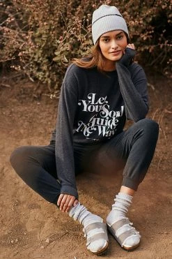 Best Sale ✔️ Spiritual Gangster Guide The Way Relaxed Savasana Sweater CARBON 🛒