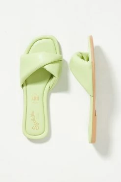 Discount ✨ Seychelles Breath Of Fresh Air Puffy 🩴 Sandals MOSS 🎉