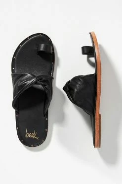Hot Sale ???? Beek Fantail ???? Sandals BLACK ⌛