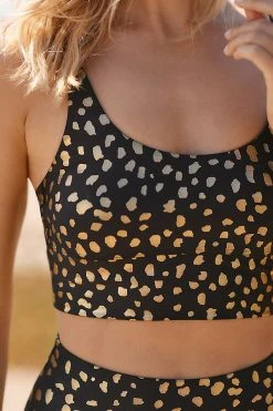 Best Sale ???? Beach Riot Leah Scoop-Neck Crop Top GOLD ???? -Sweaty Betty Shop unnamed file 258