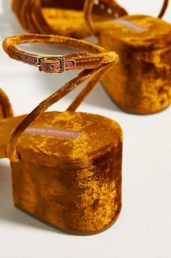 Outlet 🛒 Loeffler Randall Renee Knot Heeled 🩴 Sandals CEDAR 👍 -Sweaty Betty Shop unnamed file 2628