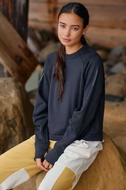 Outlet ???? Sweaty Betty Run Crew Neck Sweater BLACK ???? -Sweaty Betty Shop unnamed file 271