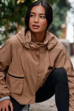 Sweaty Betty Shop 3 Cheap ๐ Sweaty Betty Motion Short Jacket CEDAR โค๏ธ