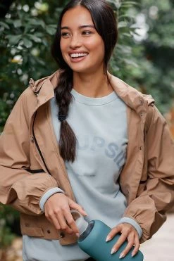 Cheap ???? Sweaty Betty Motion Short Jacket CEDAR ❤️ 4 Cheap ???? Sweaty Betty Motion Short Jacket CEDAR ❤️ -Sweaty Betty Shop unnamed file 295