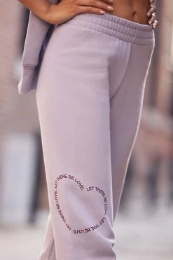 Coupon ❤️ Spiritual Gangster Let There Be Love Boyfriend Sweatpants LIGHT PURPLE ???? -Sweaty Betty Shop unnamed file 349