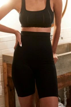 Sweaty Betty Shop -Sweaty Betty Shop unnamed file 3759