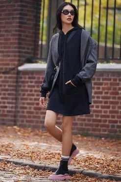 Best Pirce π Spiritual Gangster Sueded Fleece Hoodie π Dress BLACK π₯°