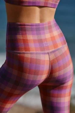 Promo ✨ Beyond Yoga Caught In The Midi High-Waisted Leggings NOVELTY ???? -Sweaty Betty Shop unnamed file 458