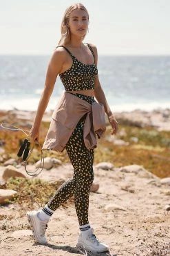 Best reviews of ๐ Beach Riot Piper Leggings GOLD ๐คฉ