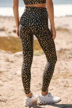 Best reviews of 😍 Beach Riot Piper Leggings GOLD 🤩 -Sweaty Betty Shop unnamed file 461