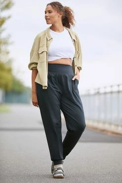 Best reviews of 🌟 Beyond Yoga Heather Ribbed Midi Joggers BLACK HEATHER 💯 10 Best reviews of 🌟 Beyond Yoga Heather Ribbed Midi Joggers BLACK HEATHER 💯 -Sweaty Betty Shop unnamed file 523