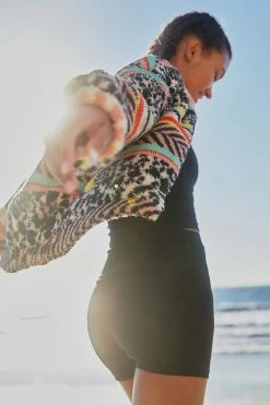 Wholesale โค๏ธ Beyond Yoga All For Run Bike Shorts DARKEST NIGHT ๐ฏ