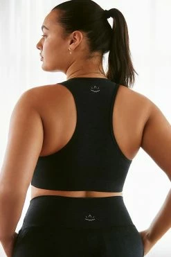 Hot Sale ???? Beyond Yoga Lift Your Spirits Sports Bra DARKEST NIGHT ???? -Sweaty Betty Shop unnamed file 619