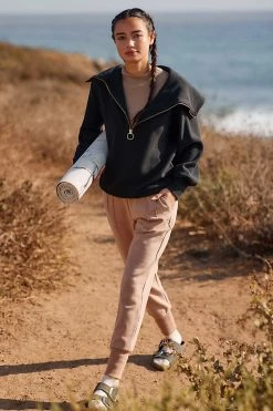 Discount ???? Varley Vine Half-Zip Pullover BLACK ✨ 3 Discount ???? Varley Vine Half-Zip Pullover BLACK ✨ -Sweaty Betty Shop unnamed file 63