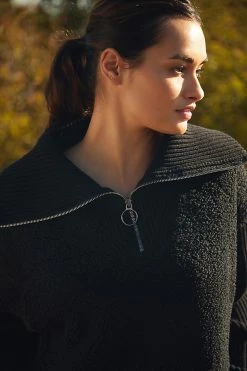 Budget ⭐ Varley Rogers Half-Zip Sweater BLACK 😉 5 Budget ⭐ Varley Rogers Half-Zip Sweater BLACK 😉 -Sweaty Betty Shop unnamed file 80